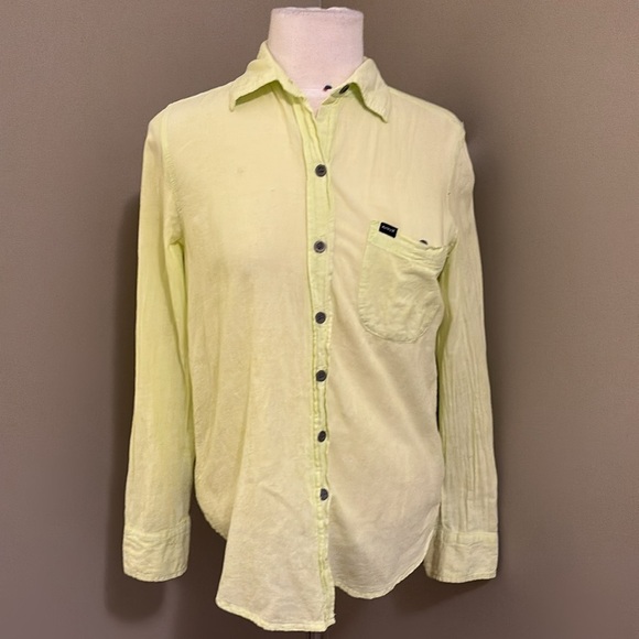 Hurley Long Sleeve Button Up Shirt Size Medium - Picture 1 of 3